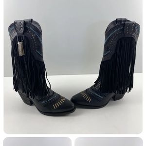 Woman’s black dingo boots with fringe size 9 new without box